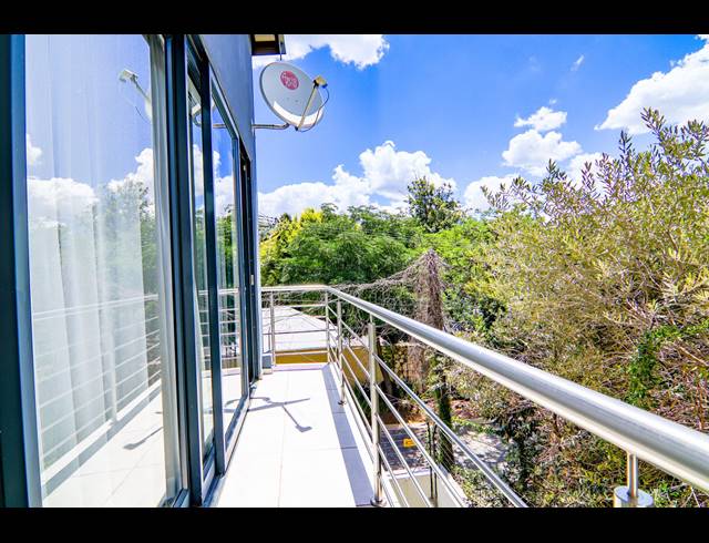 3 BEDROOM CLUSTER TO LET IN EDENBURG